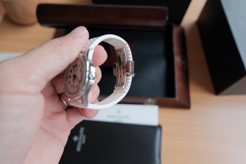 patek-philippe-Aquanaut -5067A-cai-can-0901000001-6.jpeg