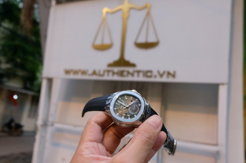 patek-philippe-aquanaut-5164A-cai-can-0901000001-1 5.jpeg