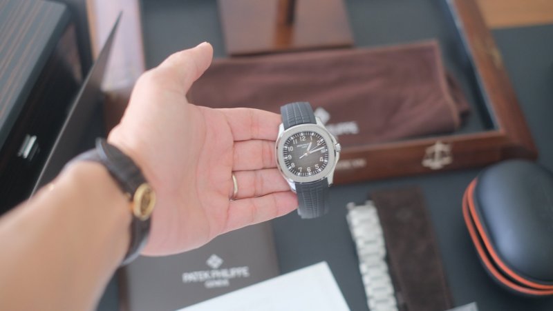 Patek-philippe-aquanaut-5167:1A-cai-can-0901000001-14.jpeg