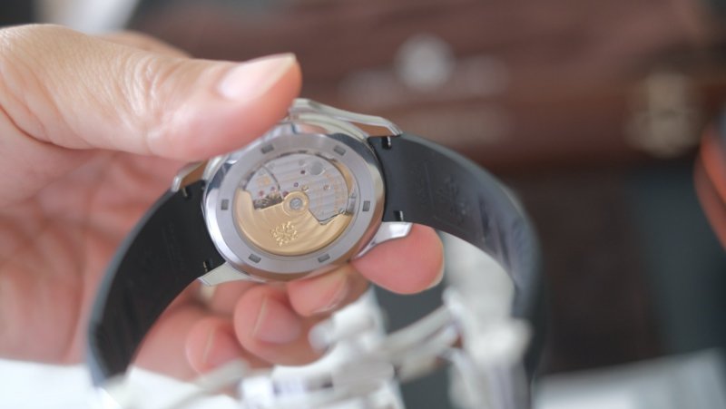 Patek-philippe-aquanaut-5167:1A-cai-can-0901000001-16.jpeg