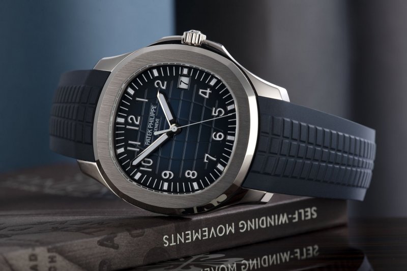 Patek Philippe- Aquanaut-5168G-white gold- cai- can-0901000001 - 3.jpeg
