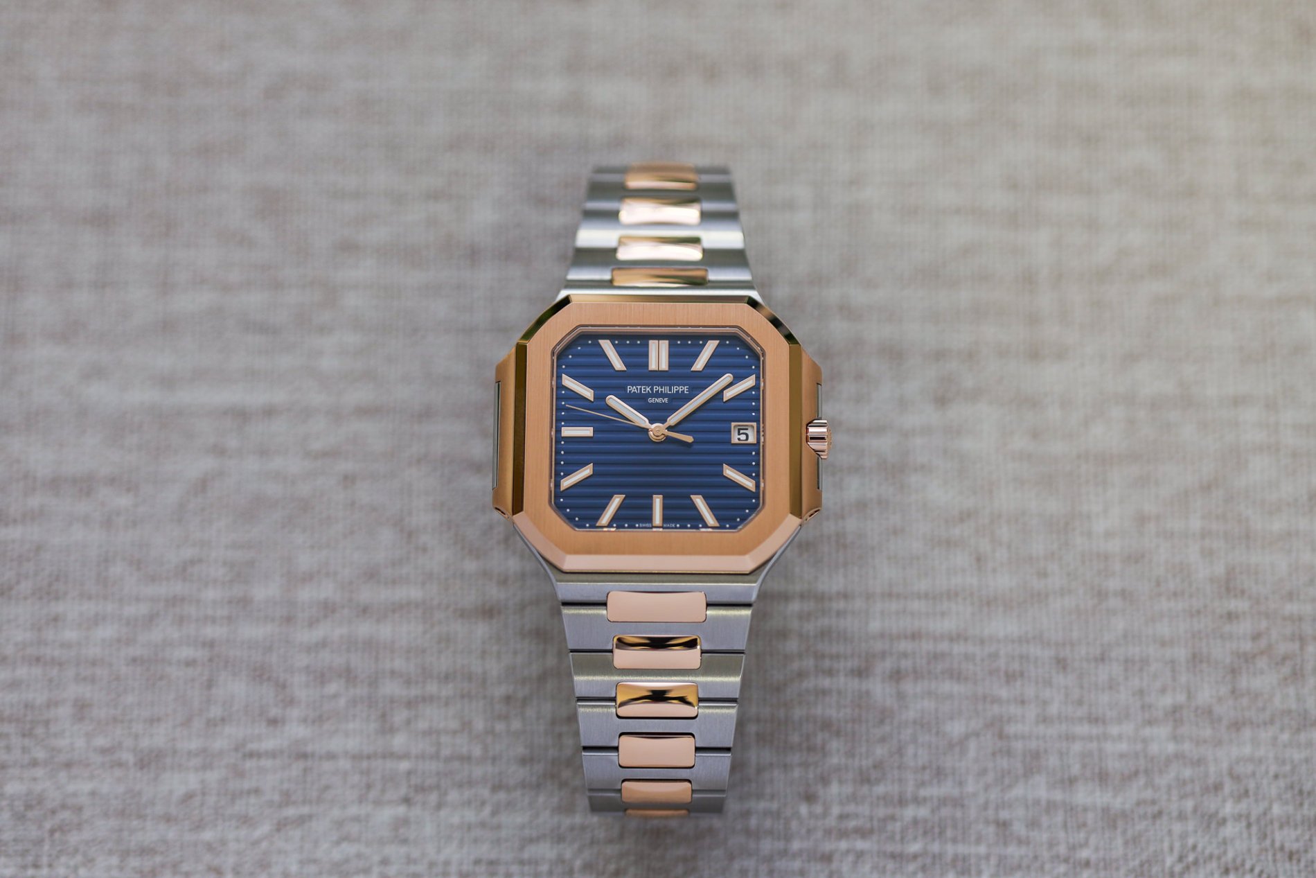 patek-philippe-cubitus-5821-1ar-watchlounge-1.jpg