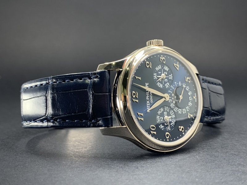 Patek-Philippe-Grand-Complications-Perpetual-Calendar-Ultra-Thin-5327G-Front-3.jpeg