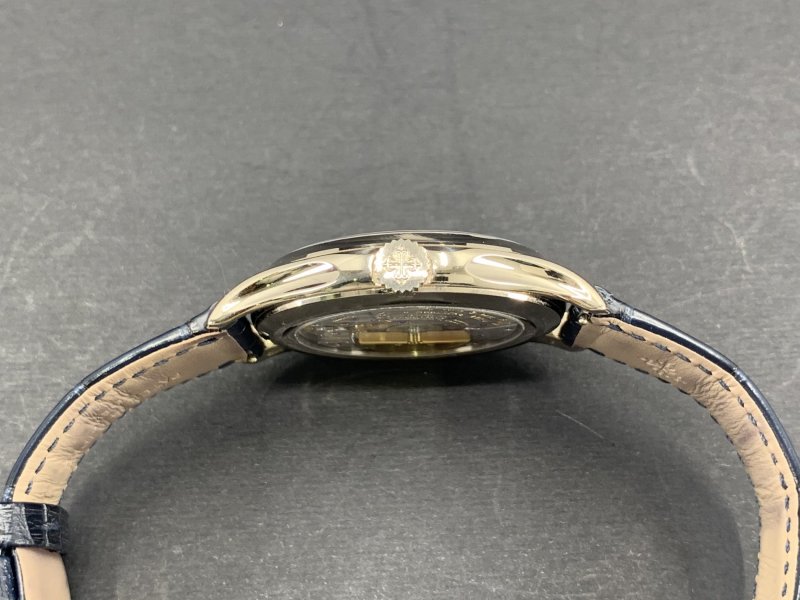 Patek-Philippe-Grand-Complications-Perpetual-Calendar-Ultra-Thin-5327G.jpeg