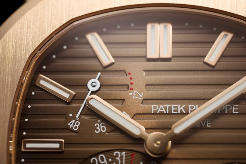 Patek-Philippe-Nautilus-5712-1R-5.jpeg