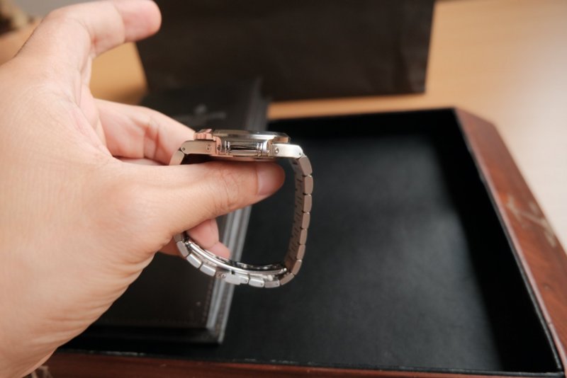 patek-philippe-nautilus-5726:1A-cai-can-0901000001-15.jpeg