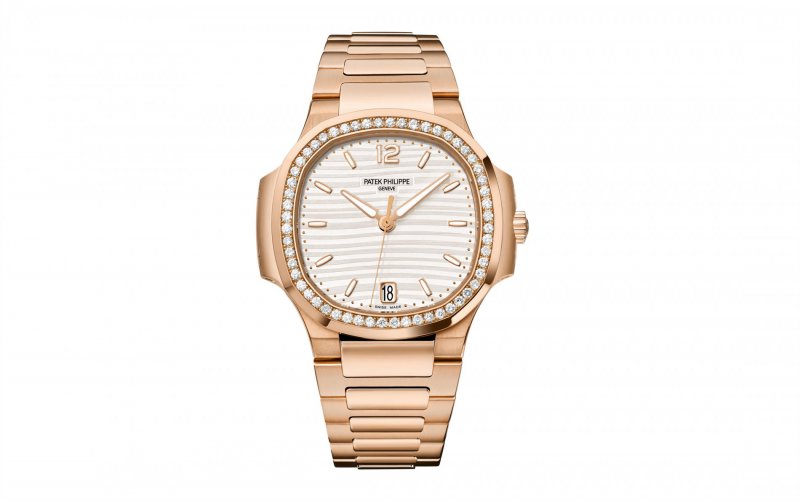 patek-philippe-nautilus-7118:1200R-cai-can-0901000001.jpeg