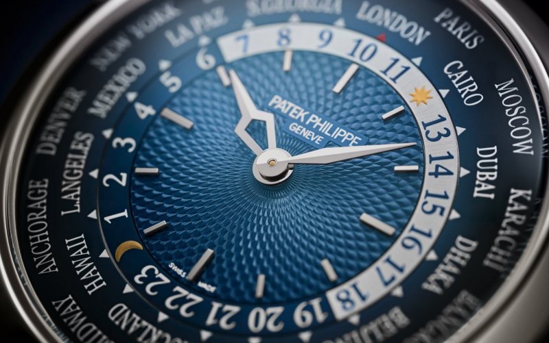 Patek-philippe-Worldtime -5230P-cai-can-0901000001-4.jpeg