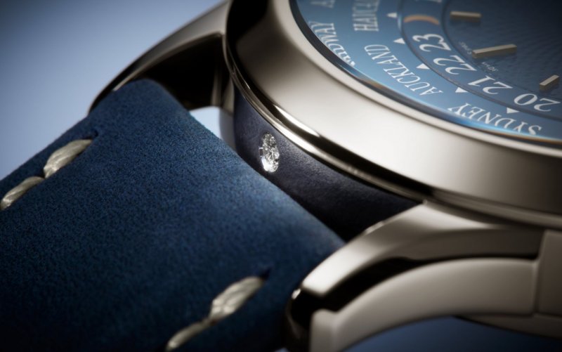 Patek-philippe-Worldtime -5230P-cai-can-0901000001-9.jpeg