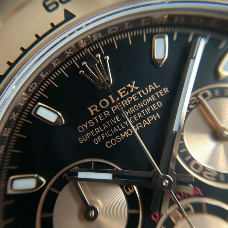 rolex-116505-010.jpg