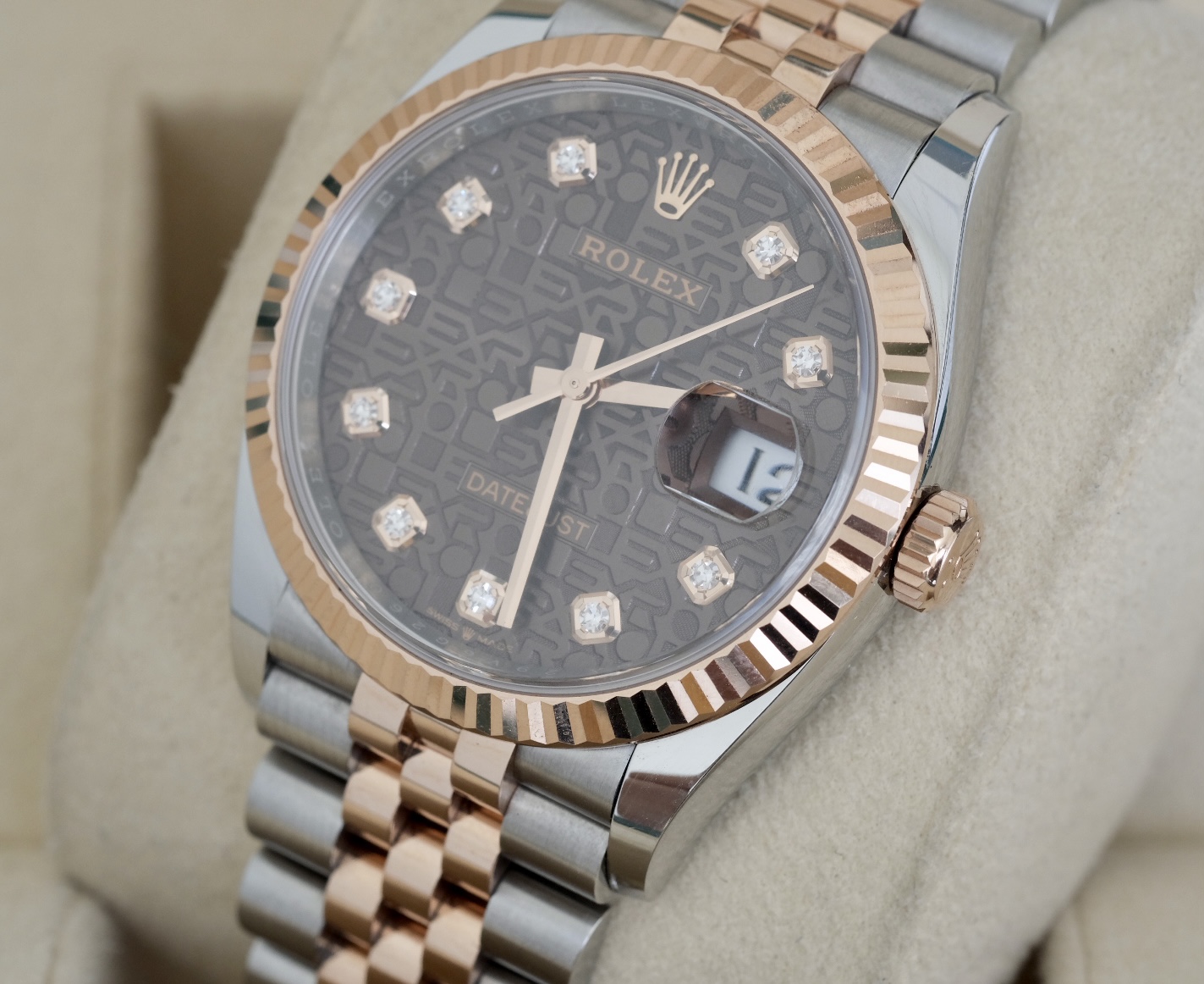 rolex 126231  (5).jpg