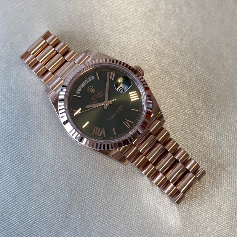 rolex-228235-03.jpg
