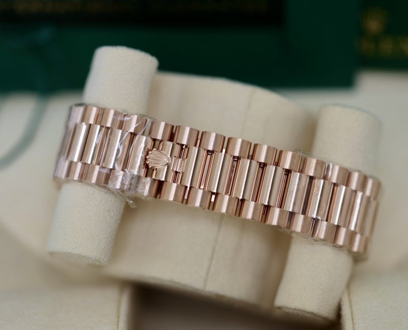 rolex 228235 (40).jpg