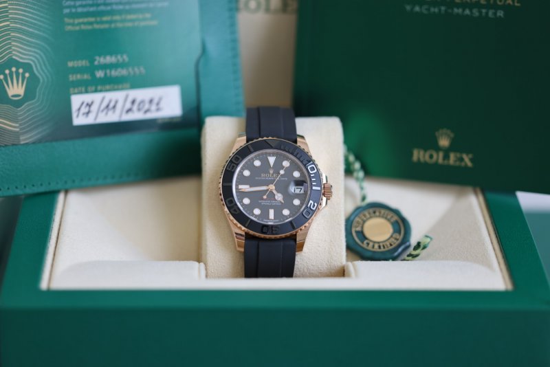 Rolex-268655-2.jpg