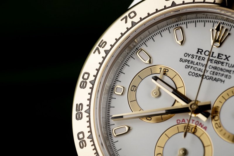 Rolex Daytona 116503 demi gold 12.jpeg