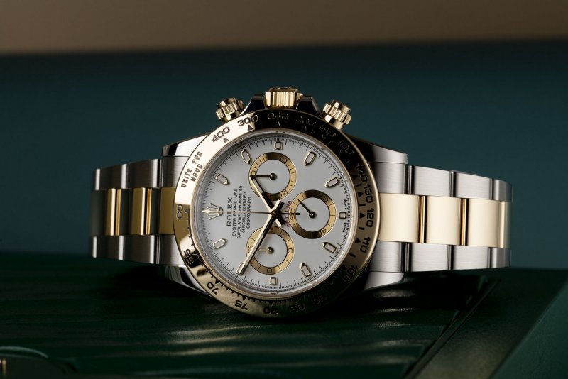 Rolex Daytona 116503 demi gold 15.jpeg