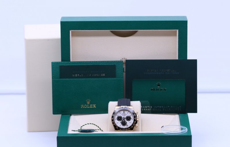 Rolex Daytona 116518 - cai-can-0901000001-2.jpeg