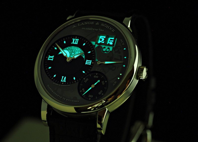 SIHH2016-ALSGrande-Lange1-Moonphase-Lumen6.jpeg