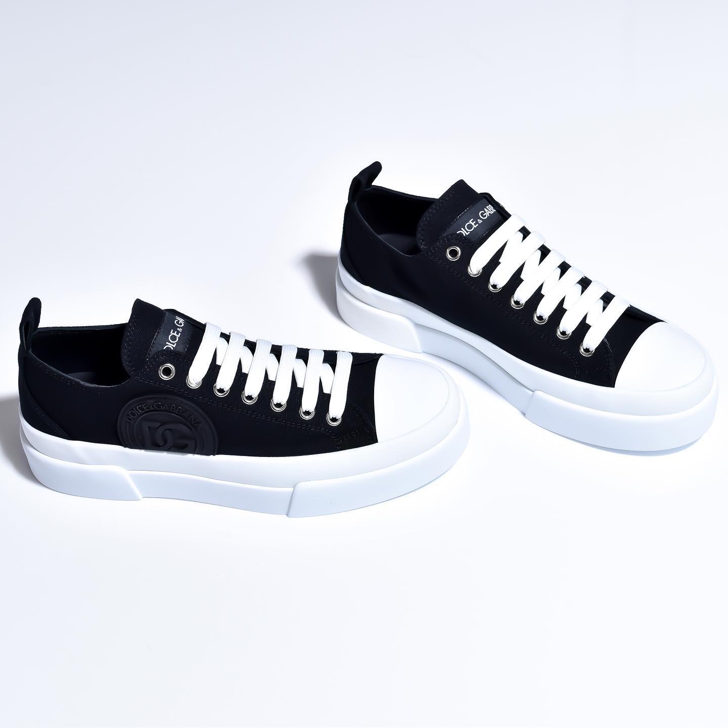 SNEAKER  Dolce & Gabbana sneakers — available online.VDFASDFSDFDSAFDS.jpg