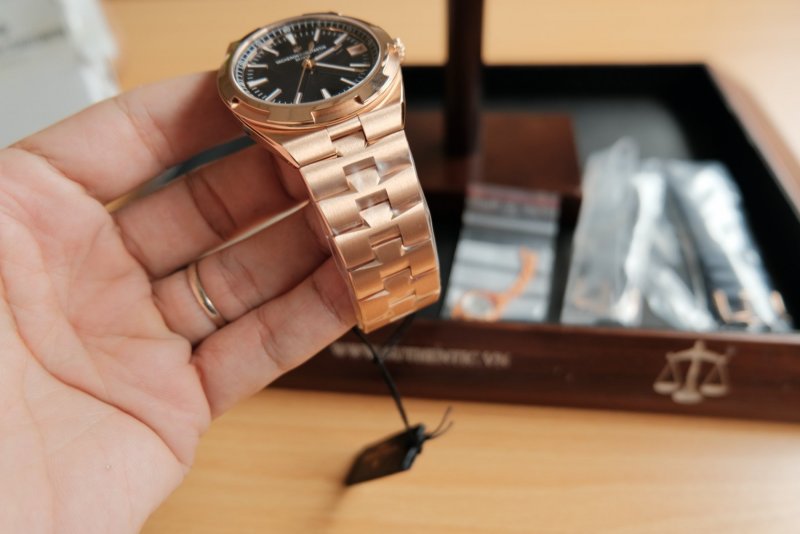 Vacheron-Constantin-Overseas-4500V:11OR-Blue-cai-can-0901000001-6.jpeg