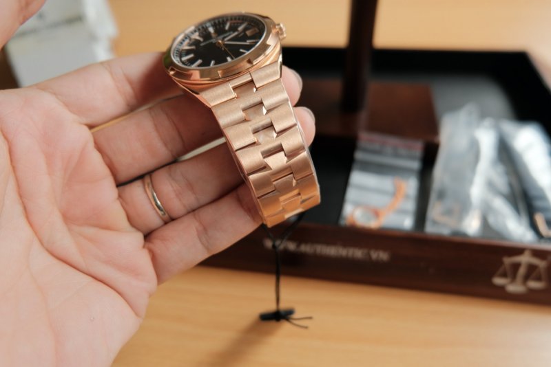 Vacheron-Constantin-Overseas-4500V:11OR-Blue-cai-can-0901000001-66.jpeg