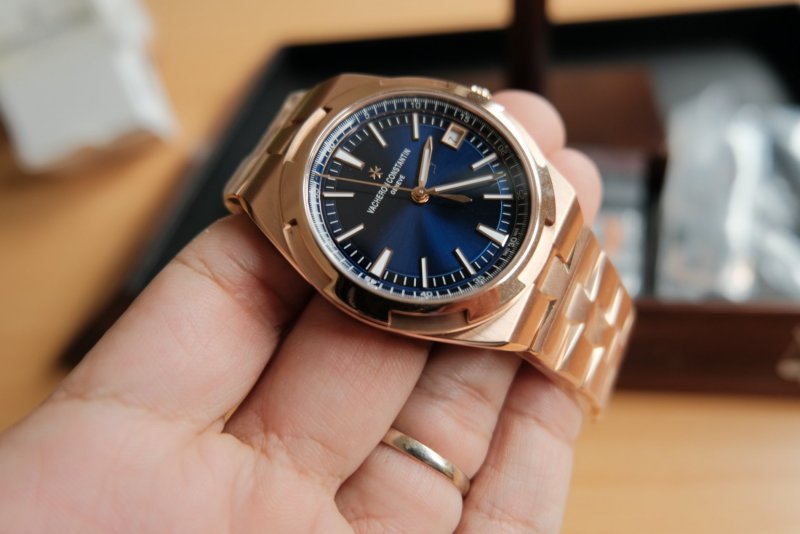 Vacheron-Constantin-Overseas-4500V:11OR-Blue-cai-can-0901000001-.jpeg