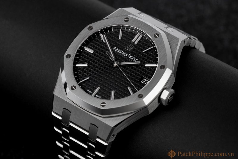 watch-club-audemars-piguet-royal-oak-2-year-ap-warranty-ref-15500stoo1220st03-year-2020-13870-2.jpeg