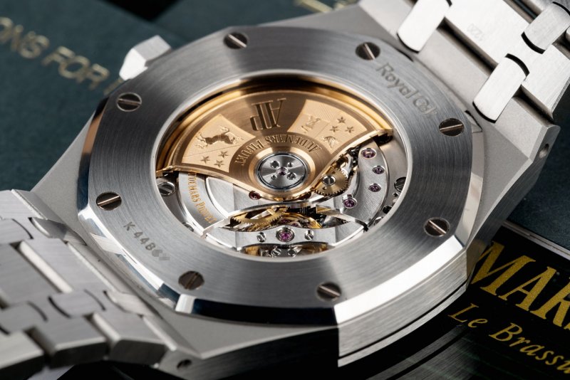 watch-club-audemars-piguet-royal-oak-brand-new-complete-set-ref-15400stoo1220st03-year-2019-1...jpeg