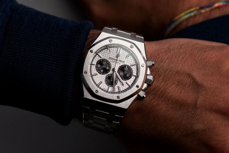 watch-club-audemars-piguet-royal-oak-new-model-full-set-ref-26331stoo1220st01-year-2018-13378-8.jpeg