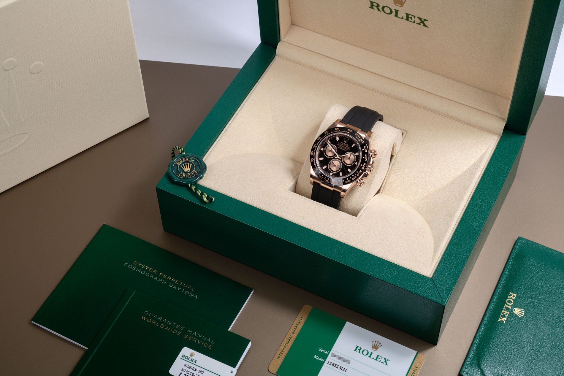 watch-club-rolex-cosmograph-daytona-brand-new-fully-stickered-ref-116515ln-year-2018-7.jpeg